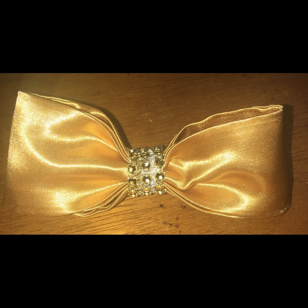 Hair bow